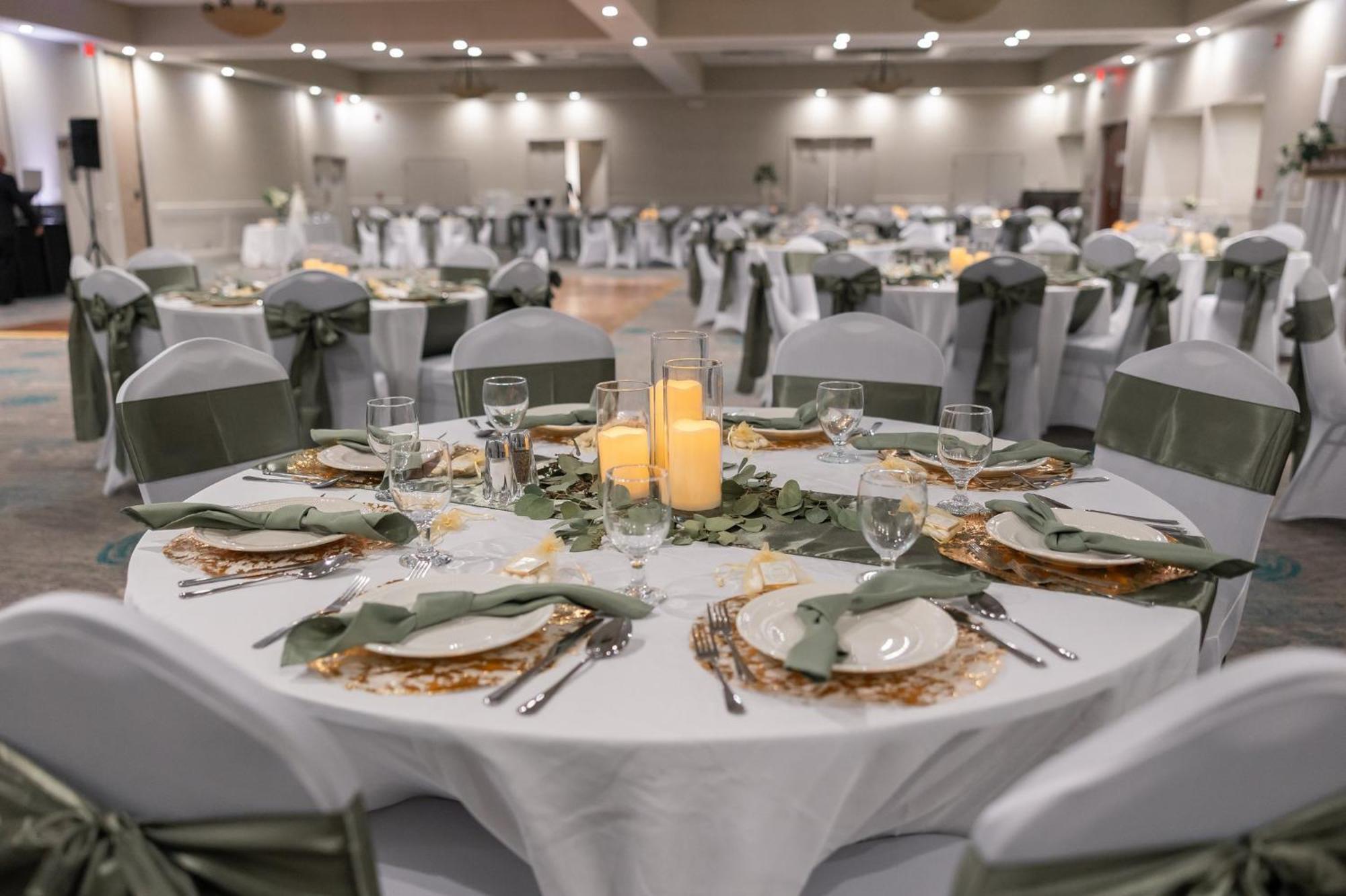 Holiday Inn Johnson City By Ihg Exterior photo